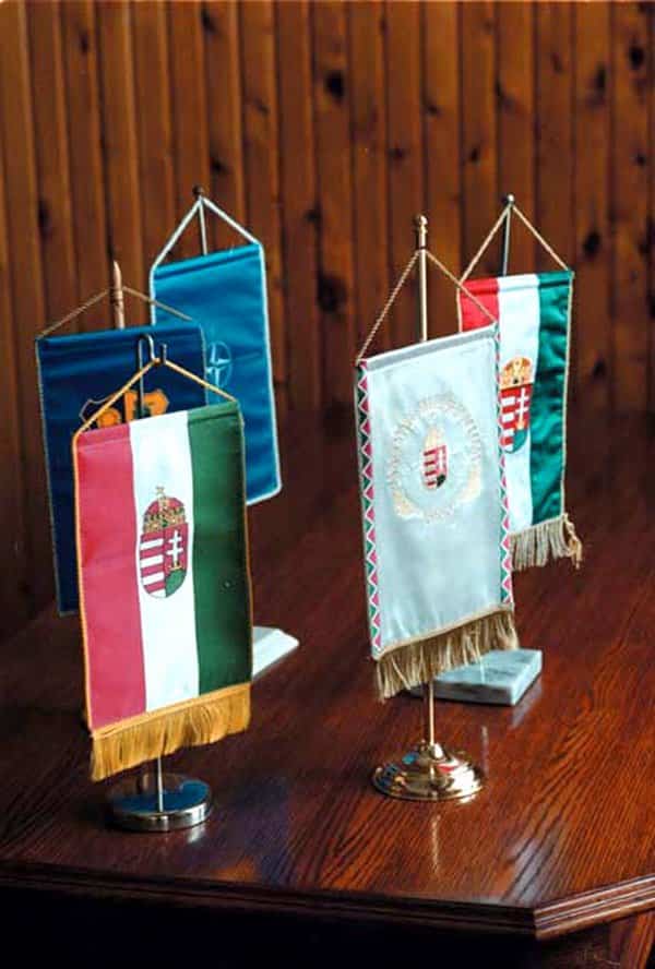 asztali zászló készítés