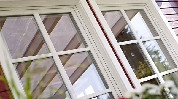 műanyag ablak
